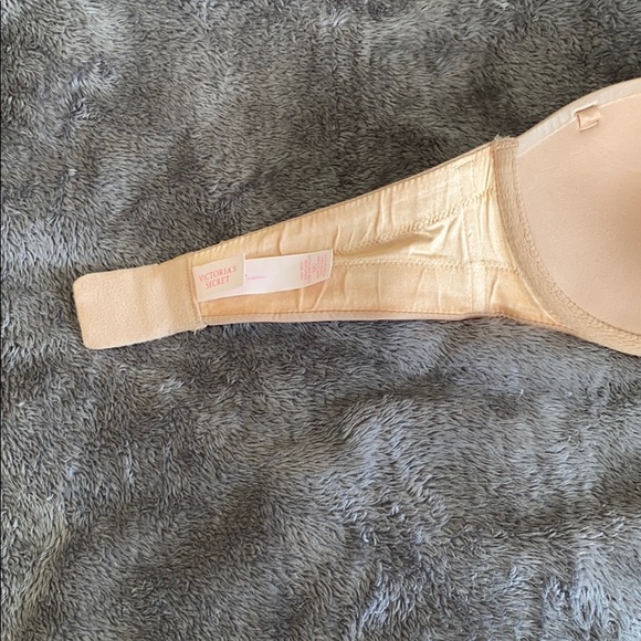 Victoria’s Secret Multi-way Strapless Bra - Picture 3 of 5